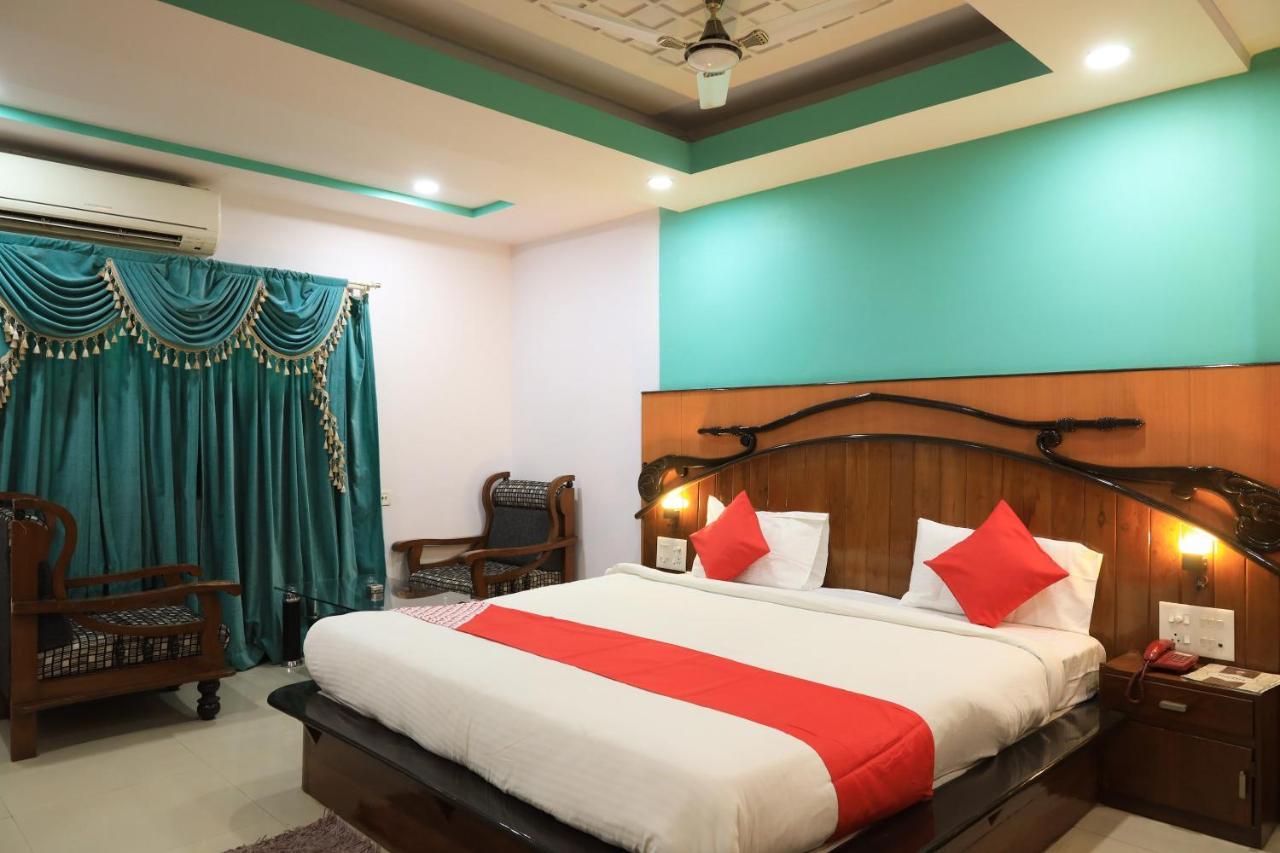 Oyo Flagship 77764 Hotel Rahul Ganeshpeth Colony Nagpur Exterior foto